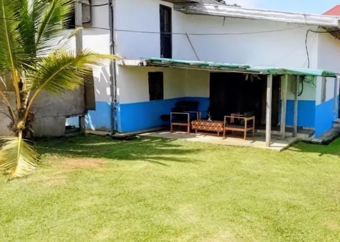 Villa 1200m2 de jardin 100m plage